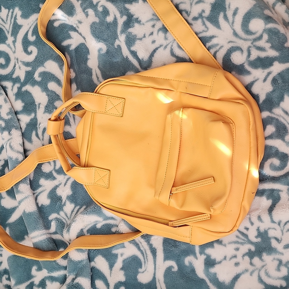 Yellow small backpack unbranded